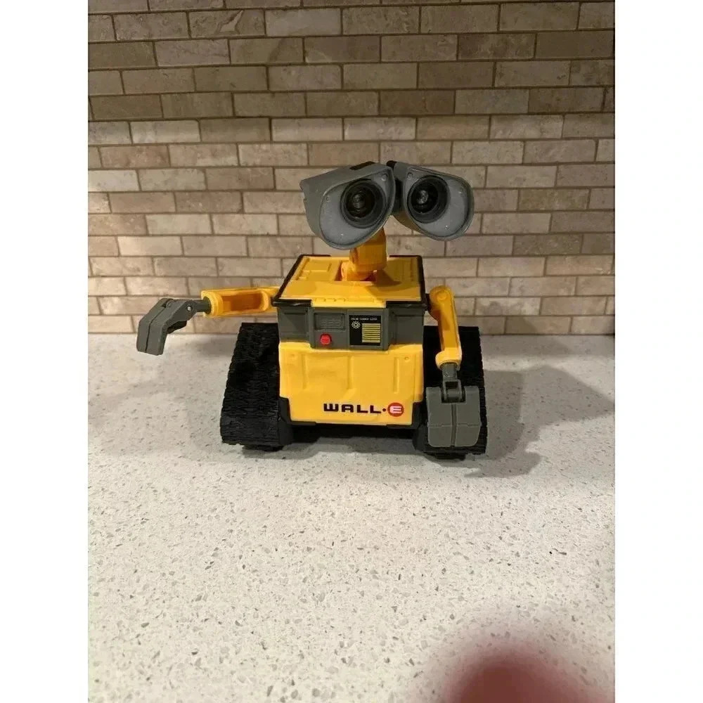 Disney‎ Pixar WALL-E Remote Control Robot Toy by Mattel NO REMOTE #112